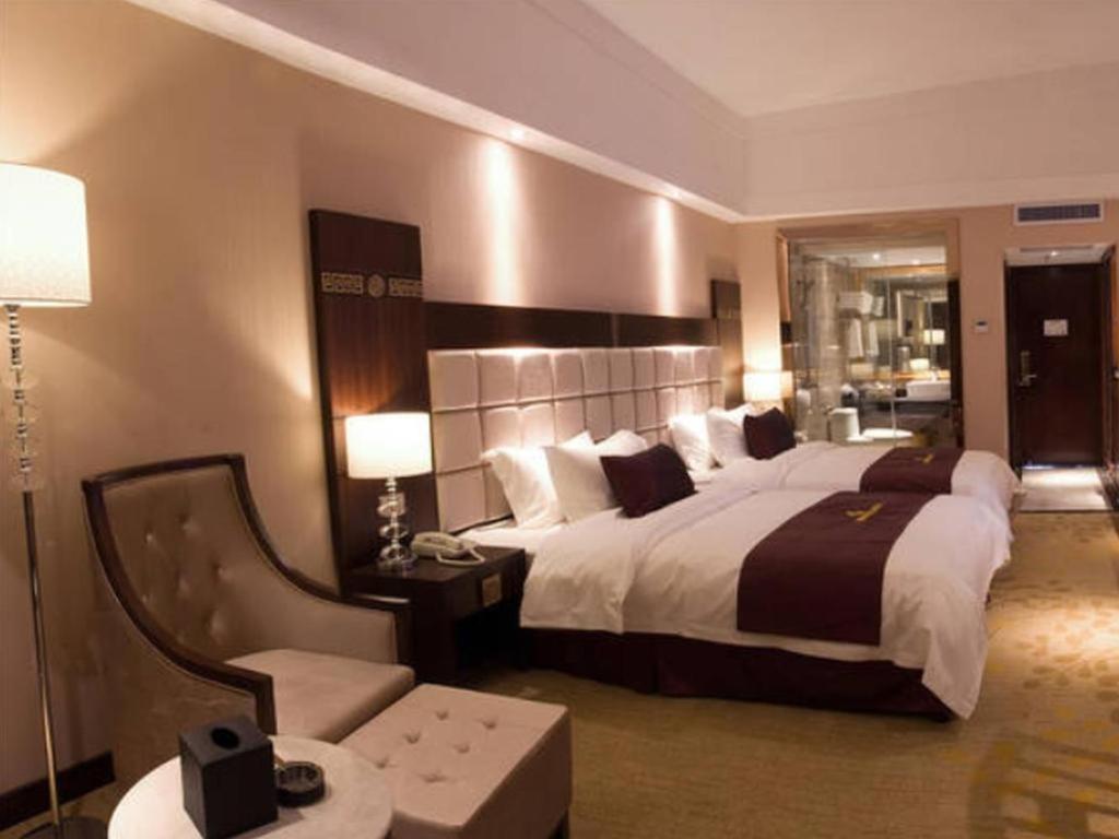 Telecom Hotel Guilin Exterior photo