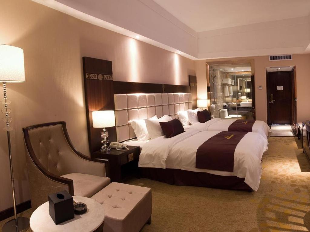 Telecom Hotel Guilin Exterior photo