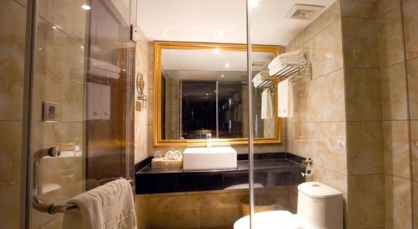 Telecom Hotel Guilin Exterior photo